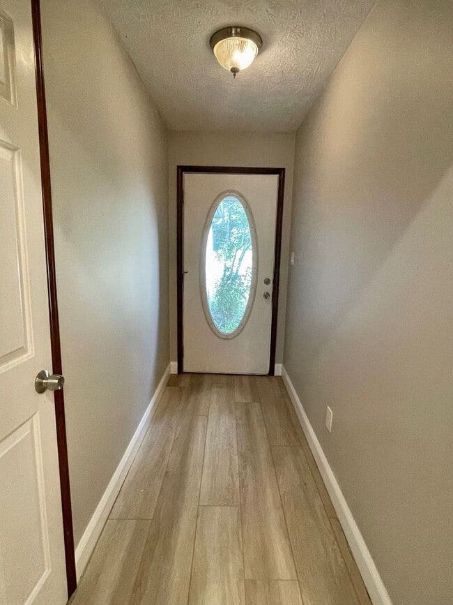 Building Photo - 99 Clement