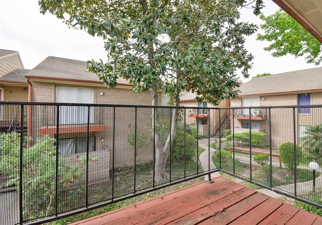 Building Photo - 12955 Woodforest Blvd