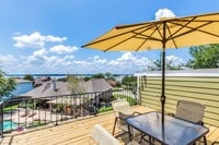 Building Photo - 5421 Blue Haven Dr