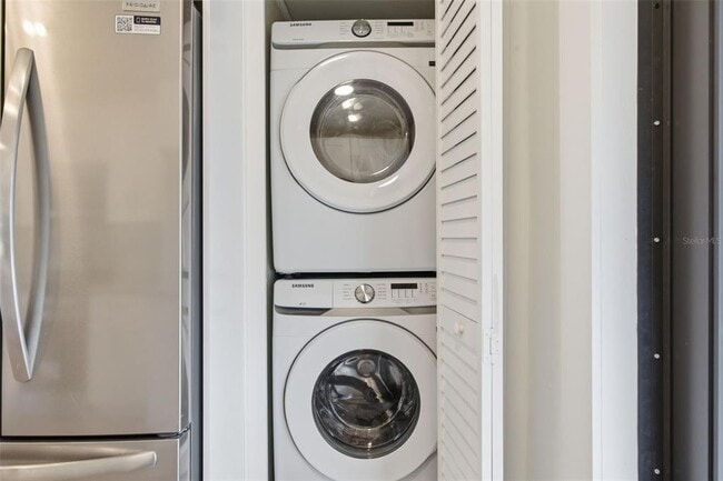 Building Photo - 1326 13th Ave S