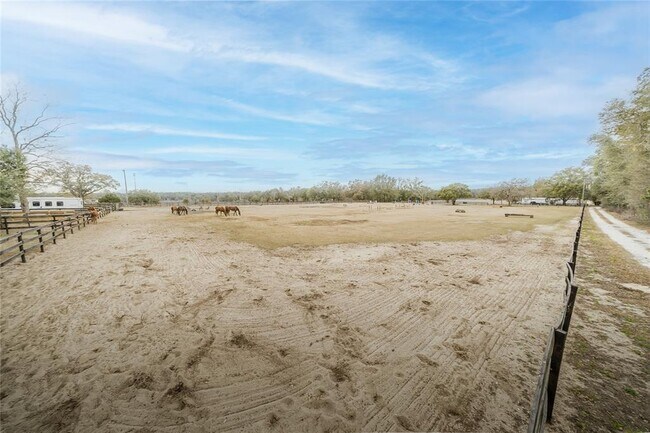 Building Photo - 8540 Boyt Rd