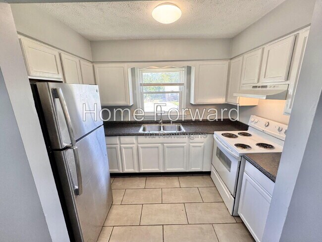 Building Photo - 3533 Honey Jay Ct