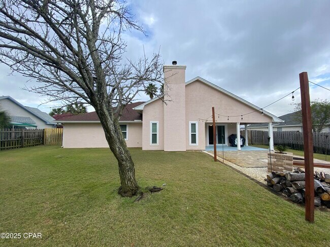 Building Photo - 3657 Oakbrook Ln