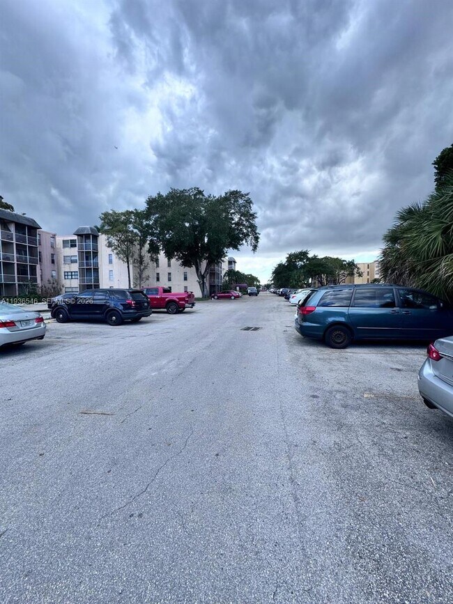 Building Photo - 2800 NW 56th Ave