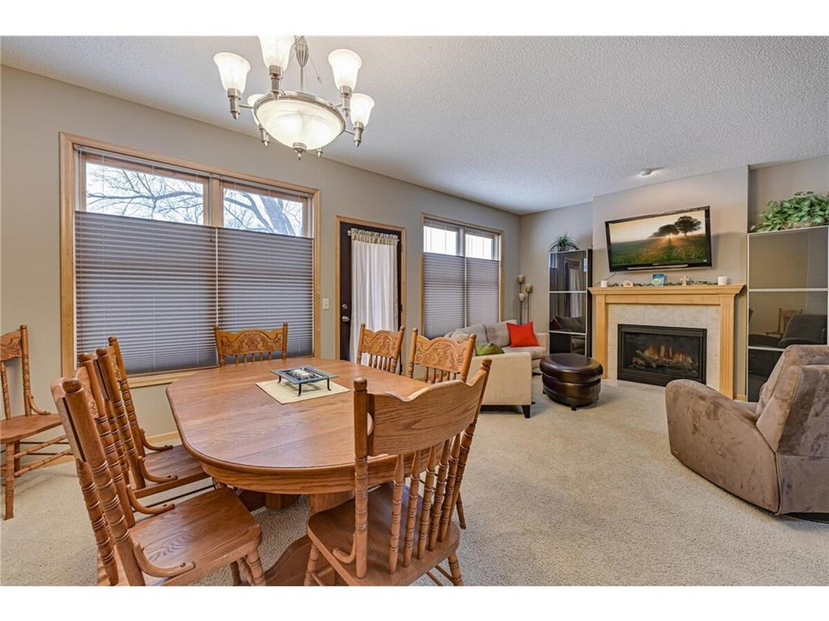 Building Photo - 2717 Lindsey Ct