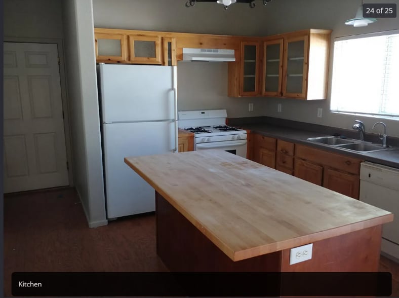 Building Photo - 5701 N Squaw Dr