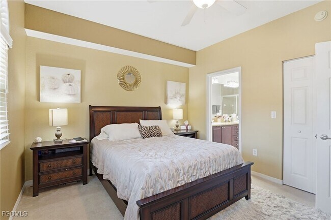 Building Photo - 8560 Violeta St