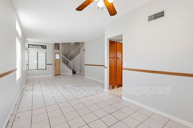 Building Photo - 4566 W Shannon St