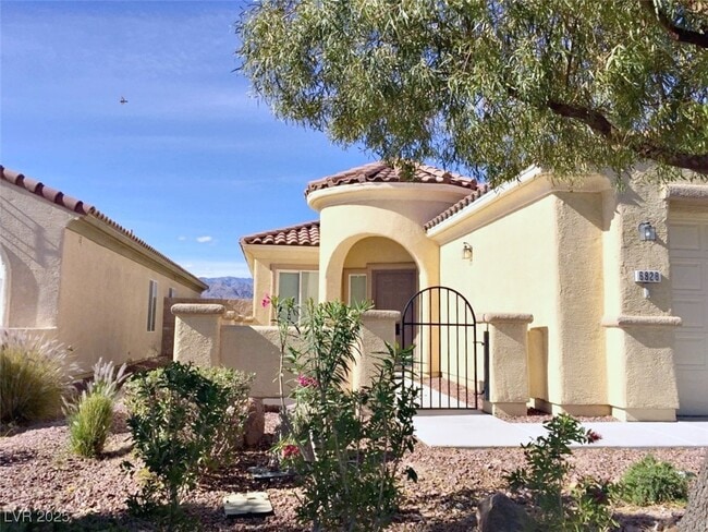 Building Photo - 6828 Woodland Vase Ct