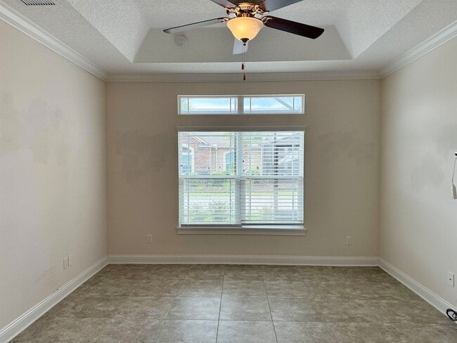 Building Photo - 71 Utina Wy