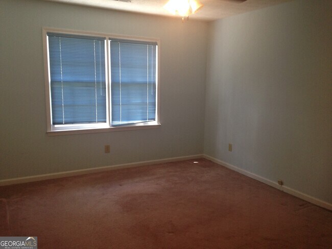 Building Photo - 109 Hickory Rd