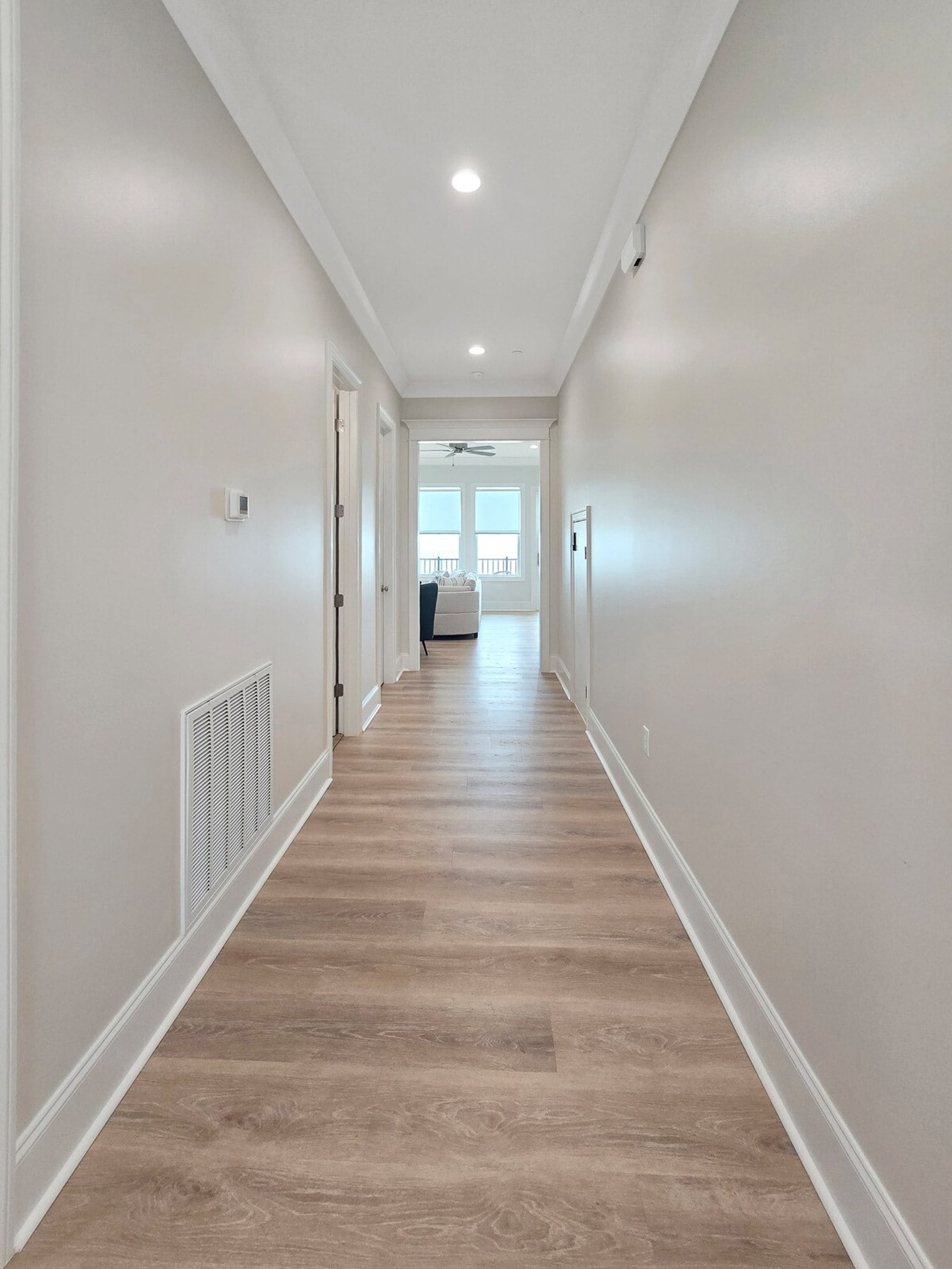 Building Photo - 996 Beach Blvd W