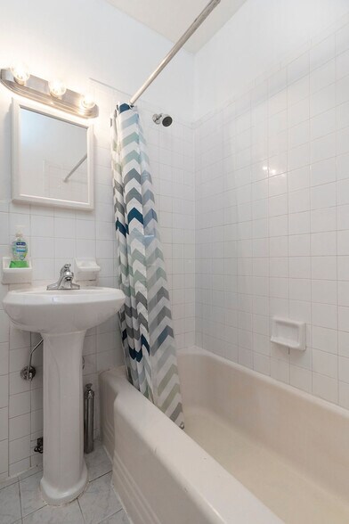 Building Photo - 1789 1st Ave