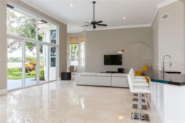 Building Photo - 3162 Inverness