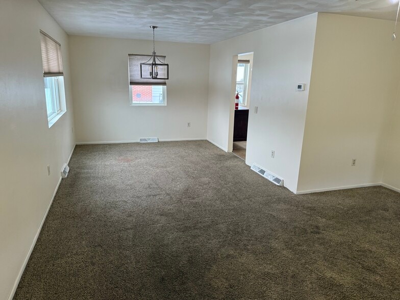 Building Photo - 2614 Magnolia St