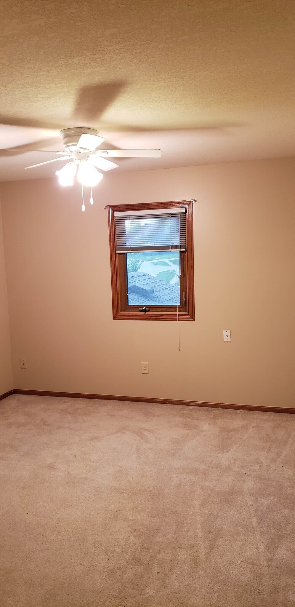 Building Photo - 9020 Iltis Dr