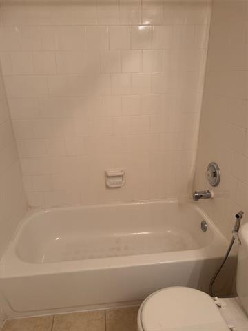 Building Photo - 2004 Golden Oak Dr