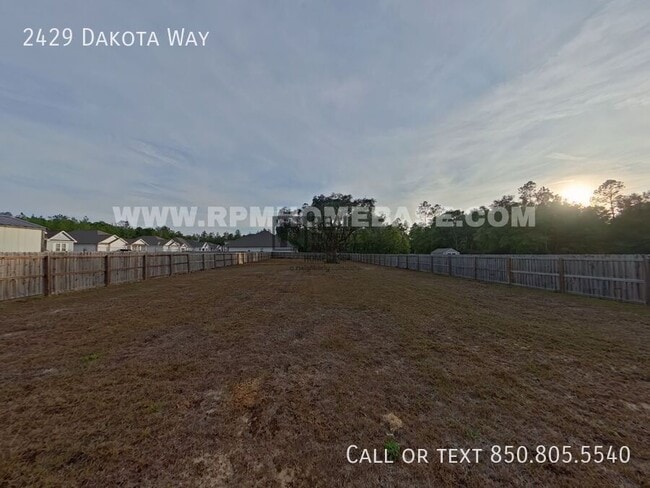 Building Photo - 2429 Dakota Wy