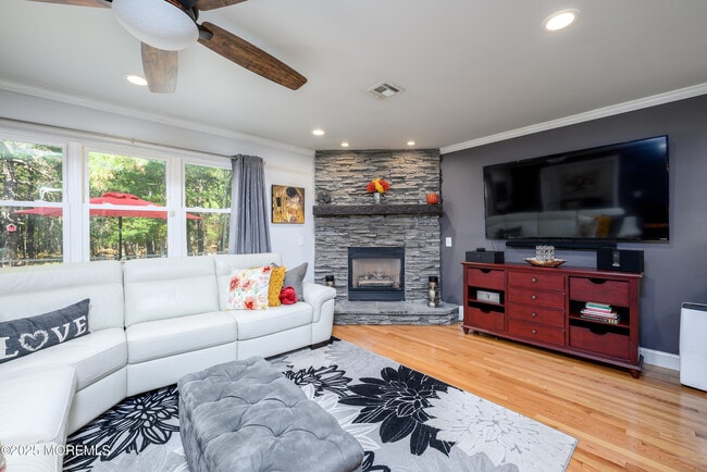 Primary Photo - 103 Troumaka St