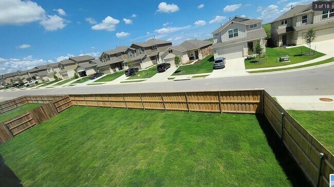 Building Photo - 561 Pepperbark Loop