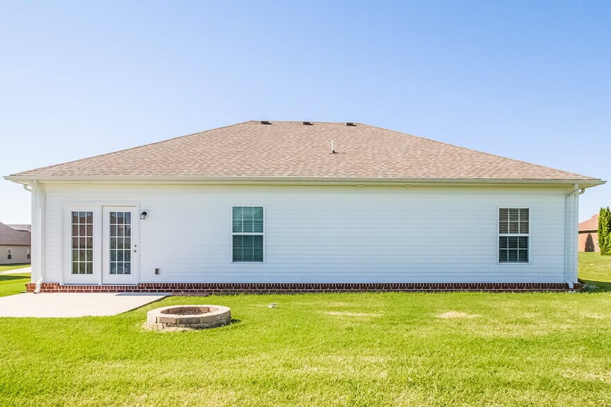 Building Photo - 4860 Compassion Ln