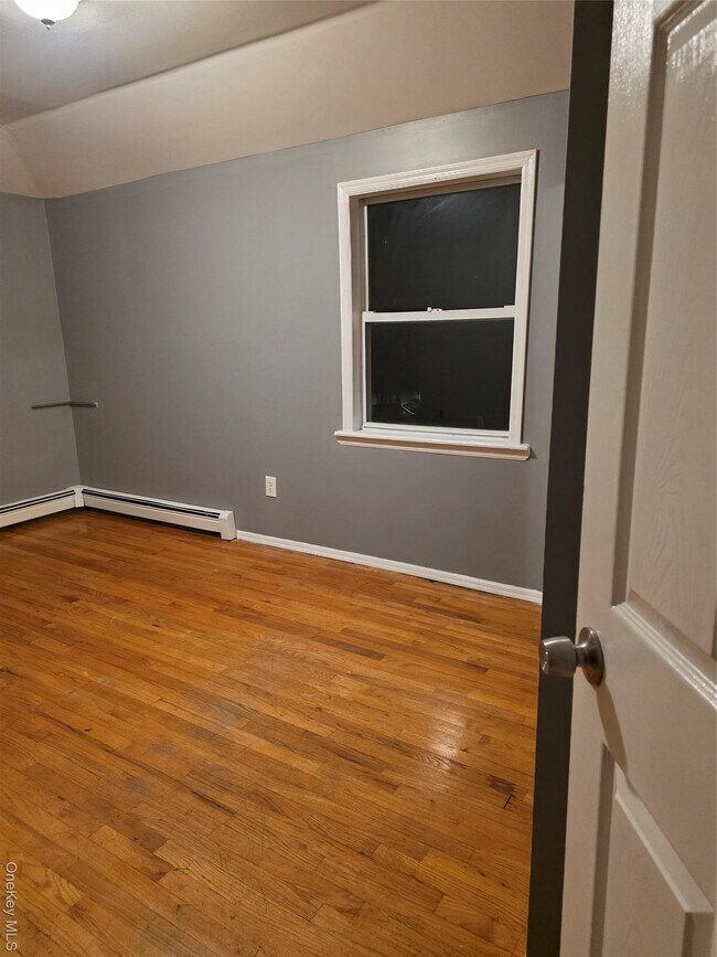 Building Photo - 254-13 Francis Lewis Blvd