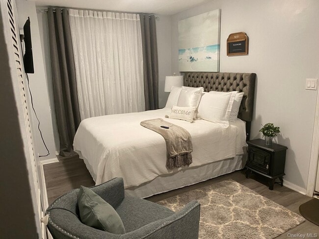 Building Photo - 149-65-149257 257th St