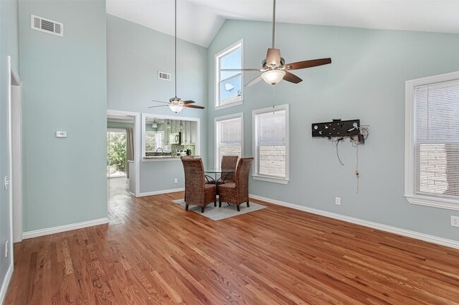 Building Photo - 4139 Rosser Square