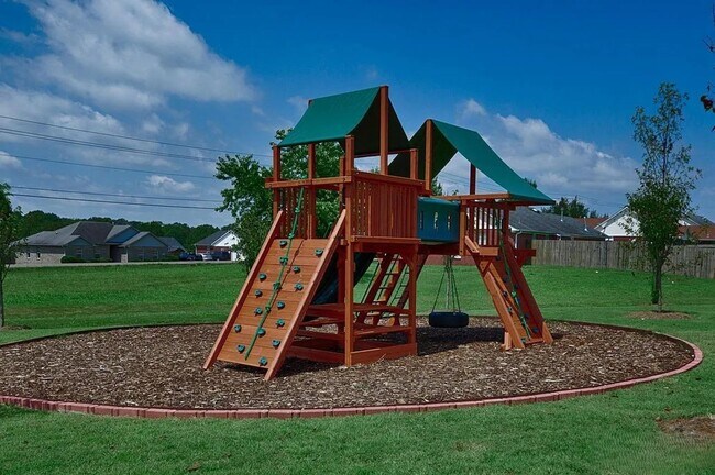 Building Photo - 396 Jackson Pt Cir