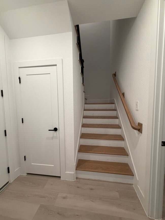 Building Photo - 24126 Prairie Crabapple Ct