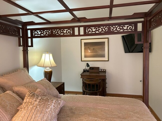 Building Photo - Short-Term Fully Furnished Rental – Available Now!