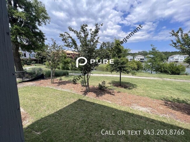 Building Photo - 2225 Cultura Cir