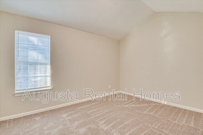 Building Photo - 164 Chalet North CT