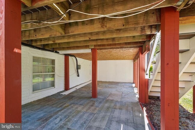 Building Photo - 2313 Westport Ln