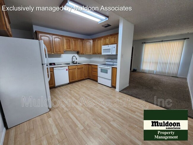 Building Photo - 37 Massari Rd