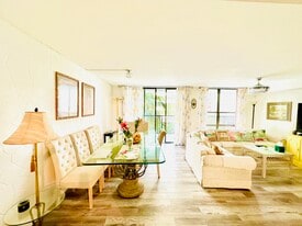 Building Photo - 1800 Collins Ave