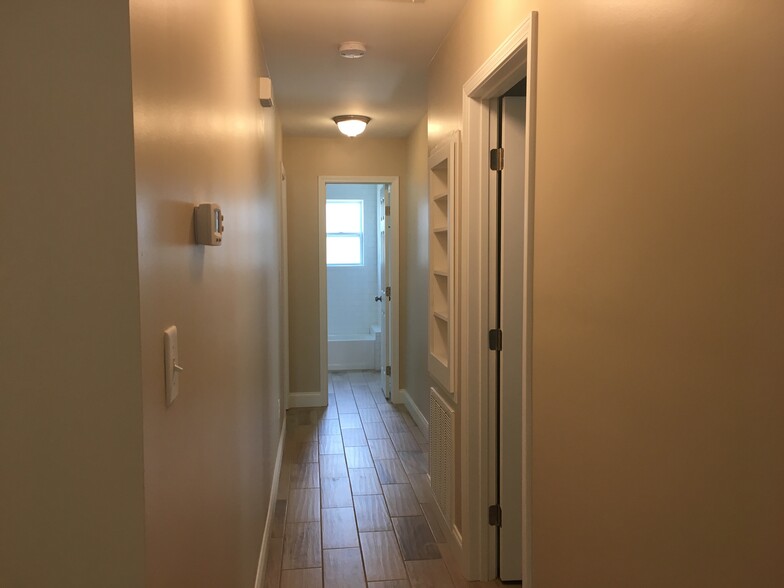 Building Photo - 136 N Audrey Cir NW