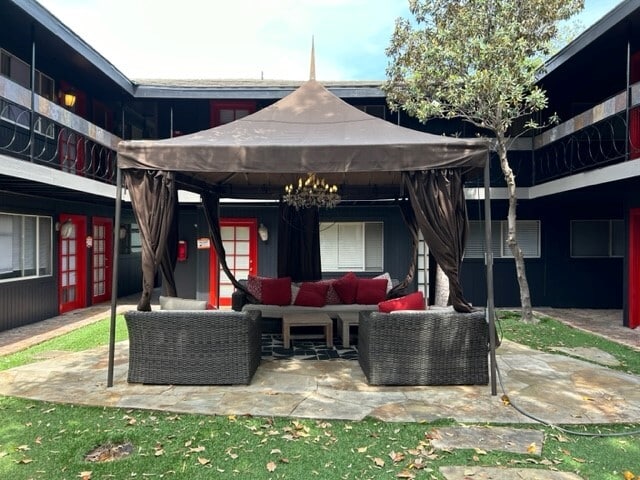 Building Photo - Raleigh