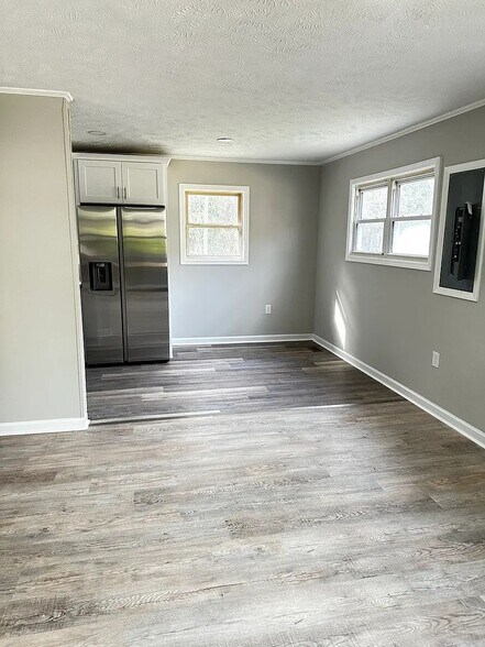 Building Photo - 216 Westbrook Dr