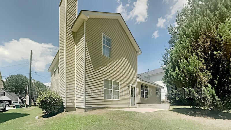 Building Photo - 7551 Clear Creek Dr