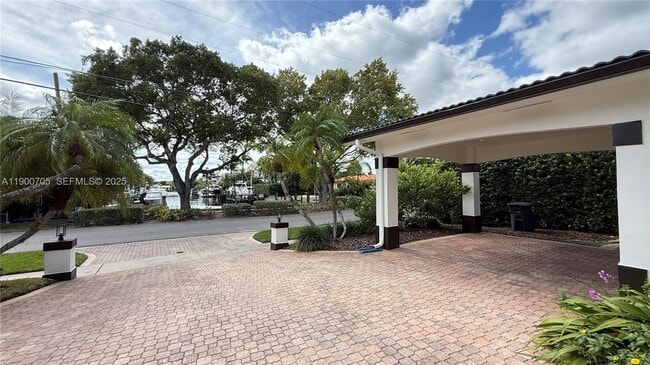 Building Photo - 2075 Arch Creek Dr