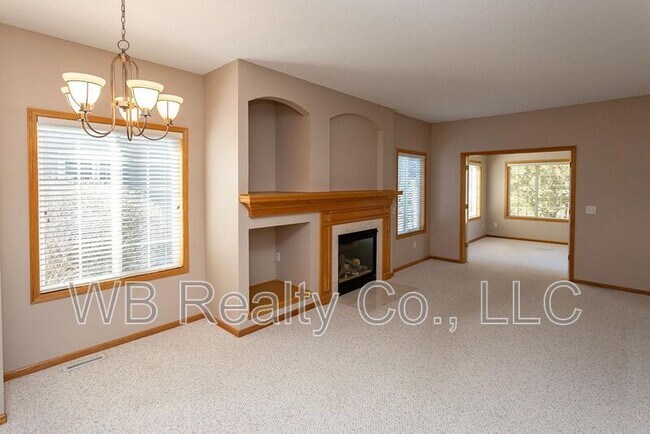Building Photo - 7725 Wistful Vista Dr