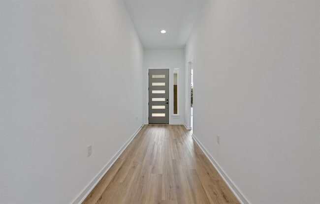 Building Photo - 7712 Boyd Hvn Dr