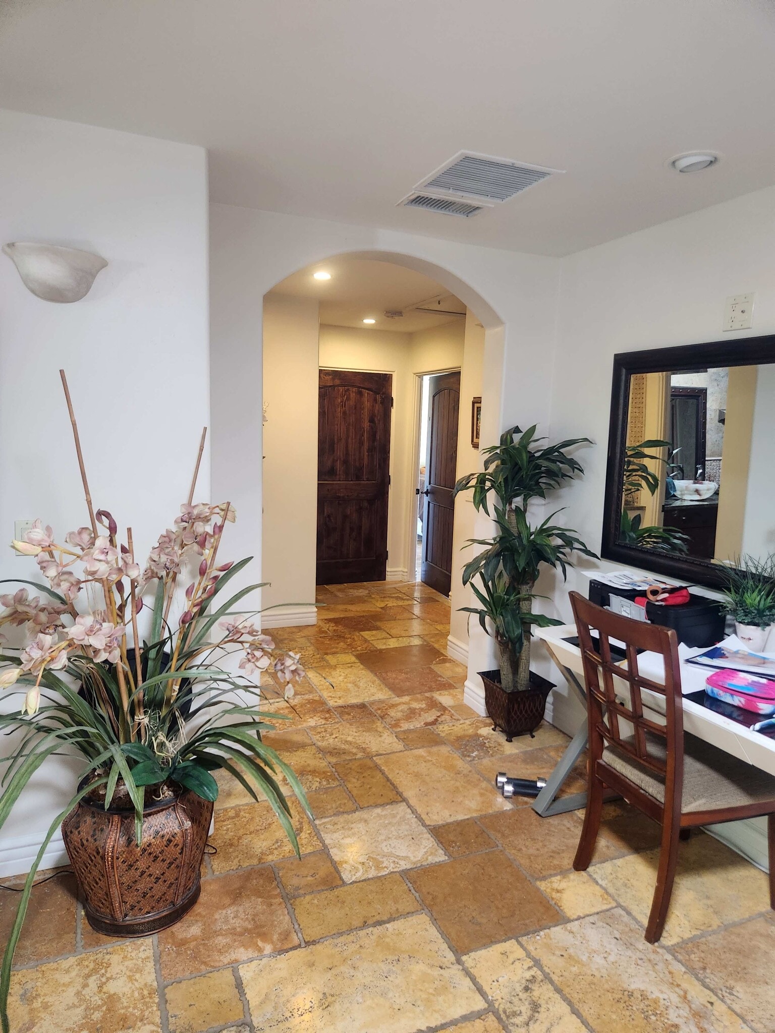 Building Photo - 12301 Frontera Rd