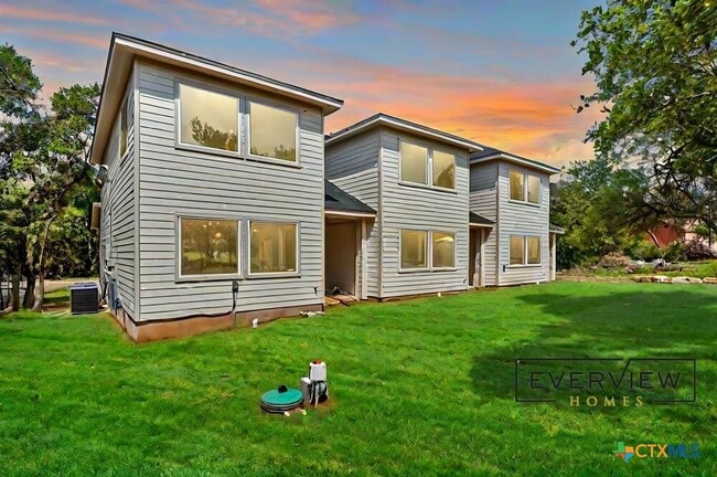 Building Photo - 529 Lone Shadow Dr