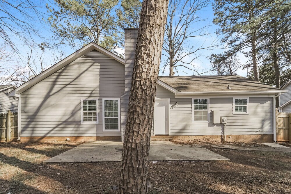 Building Photo - 6401 Swift Arrow Ln