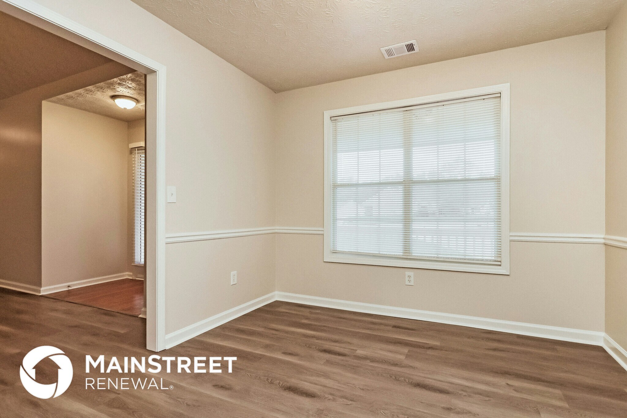 Building Photo - 35 Spring Valley Keep