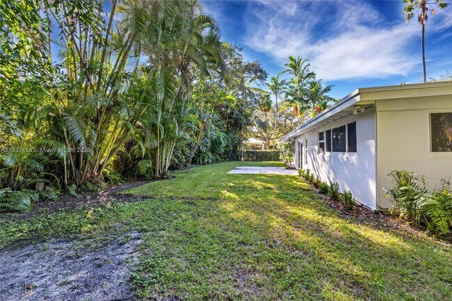 Building Photo - 5990 SW 86th St