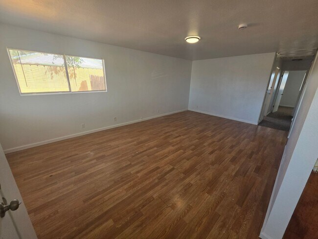Building Photo - 299 N Marguerite Ave