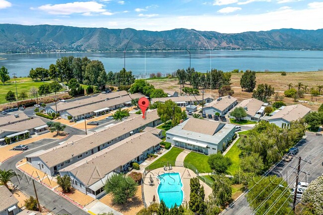 Building Photo - Spacious 2 Beds/2 Bath Home In Highly Desi...
